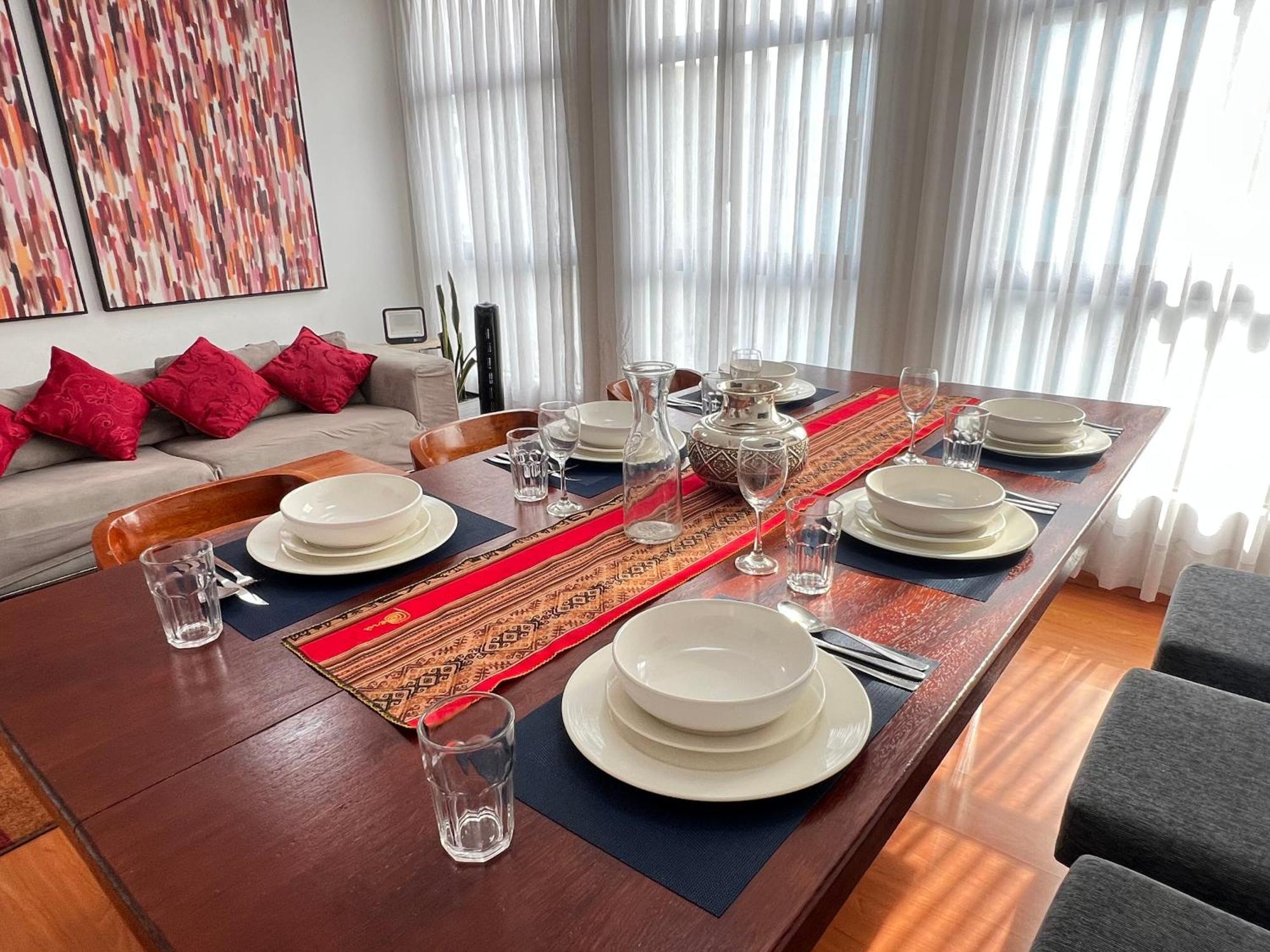Downtown Lima Apt With May Promo Book & Save Big Exterior photo