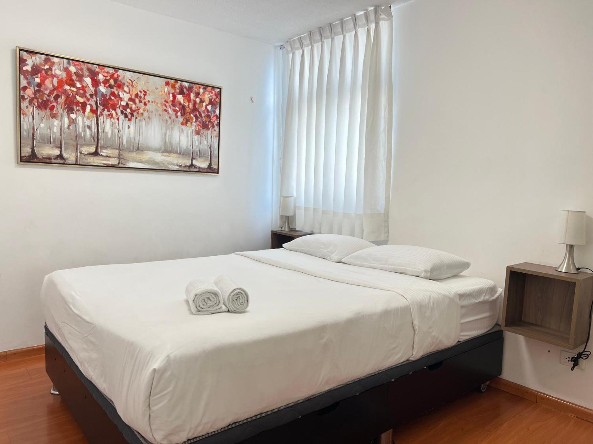 Downtown Lima Apt With May Promo Book & Save Big Exterior photo