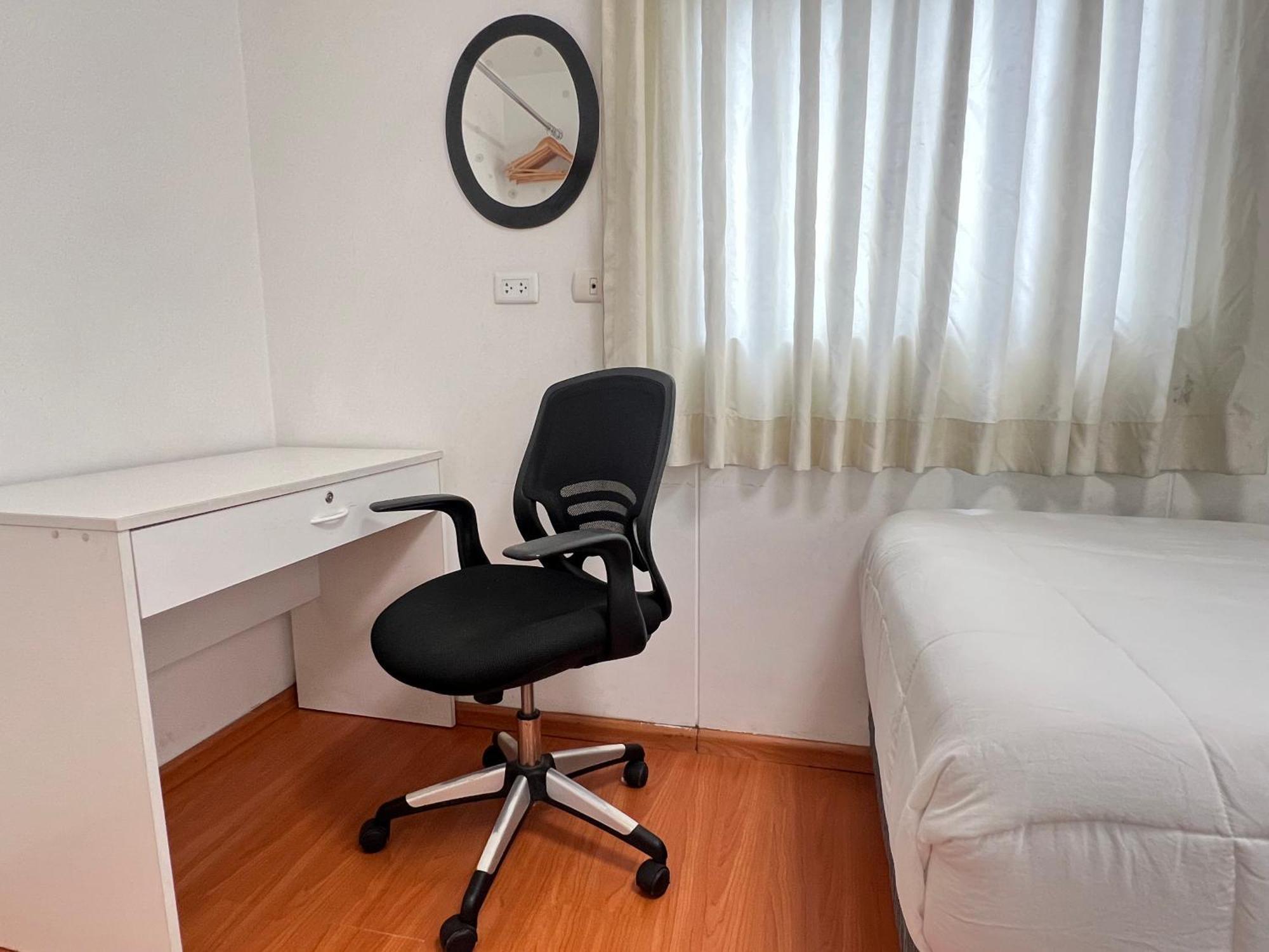 Downtown Lima Apt With May Promo Book & Save Big Exterior photo