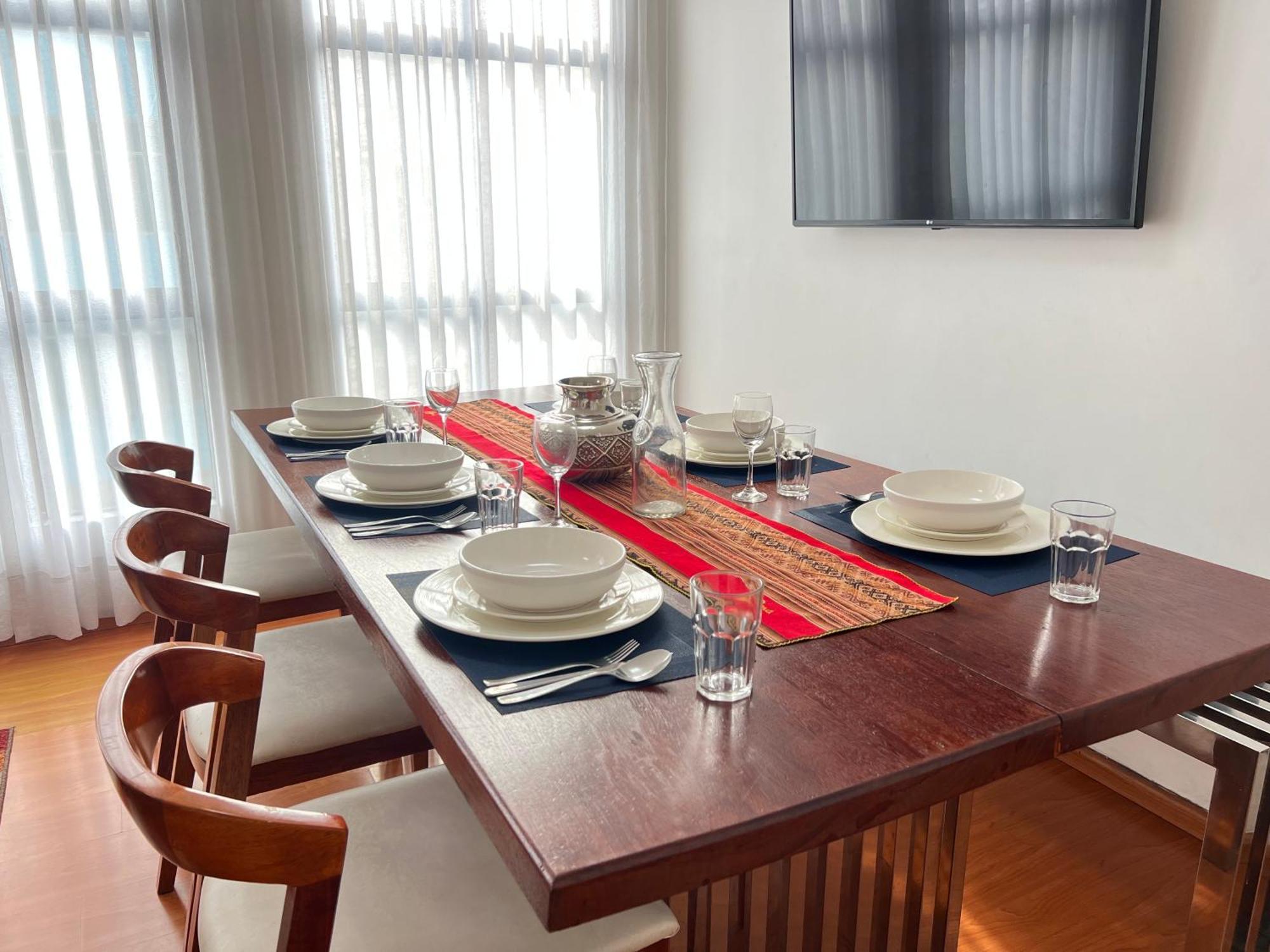 Downtown Lima Apt With May Promo Book & Save Big Exterior photo