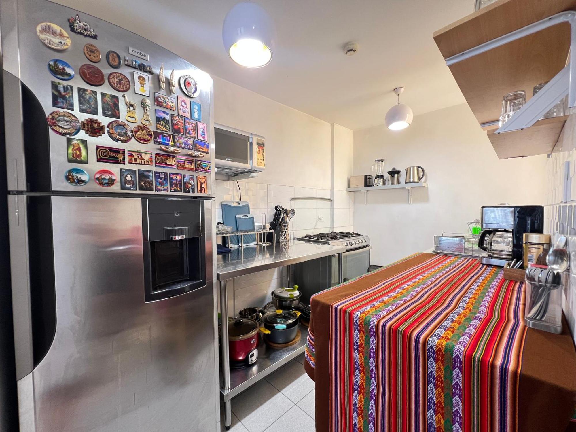 Downtown Lima Apt With May Promo Book & Save Big Exterior photo